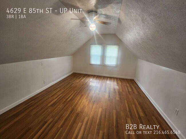 Building Photo - 4629 E 85th St