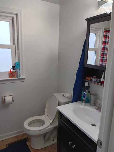 Building Photo - 257 Buttonwood Ave