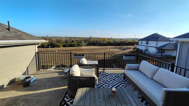 Building Photo - 316 Turnbuckle Bnd