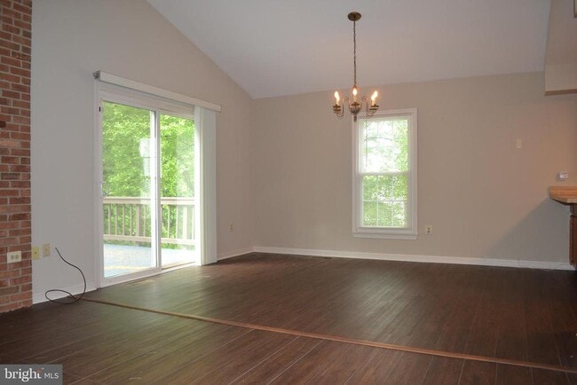Building Photo - 9614 Shannon Ln