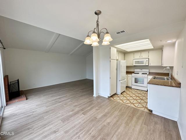 Building Photo - 4911 Catamaran St