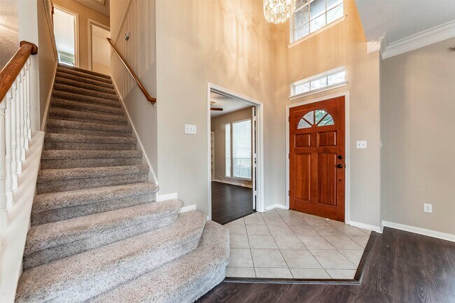 Building Photo - 2608 Leroy St