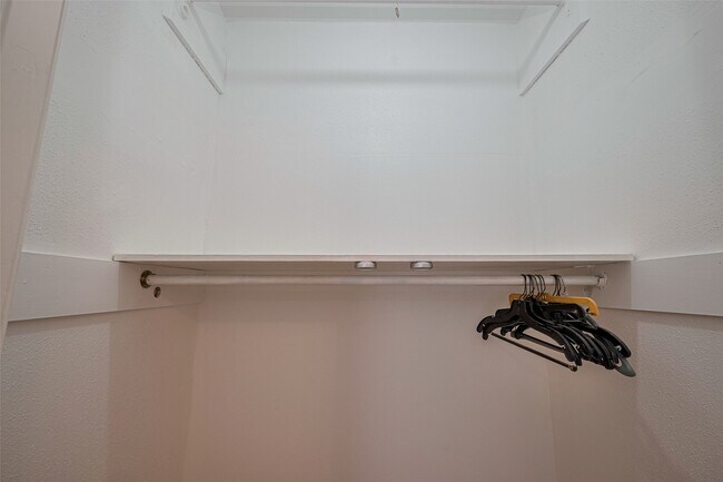 Building Photo - 5513 Fairdale Ln