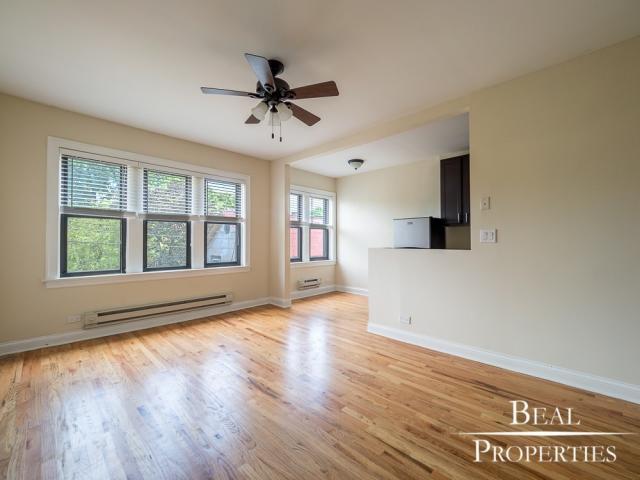 Building Photo - 1 bedroom in CHICAGO IL 60640