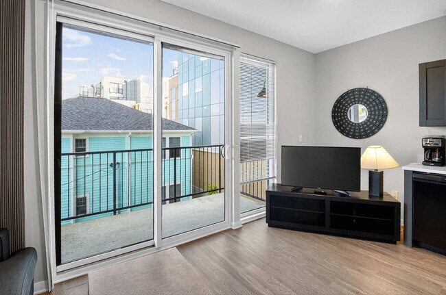 Building Photo - 229 S Grant St