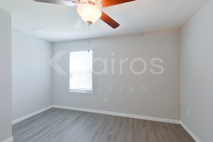 Building Photo - 8677 SW 44th Ct