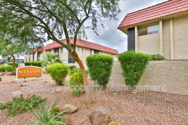 Building Photo - 700 W University Dr
