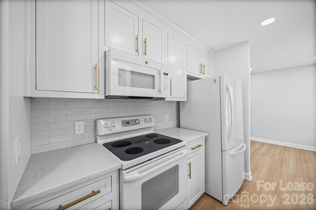 Building Photo - 425 Griggs Rd