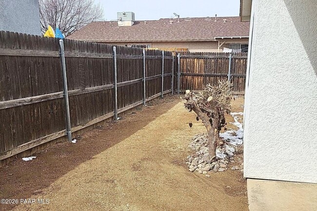 Building Photo - 7060 E Burro Ln