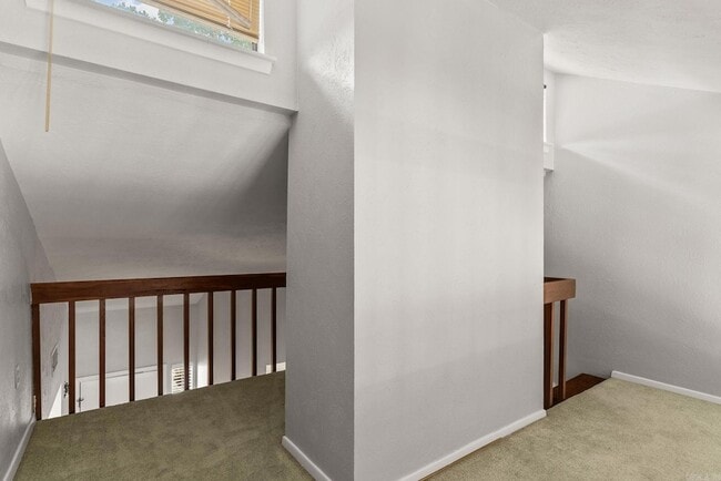 Building Photo - 102 Windwood Ln