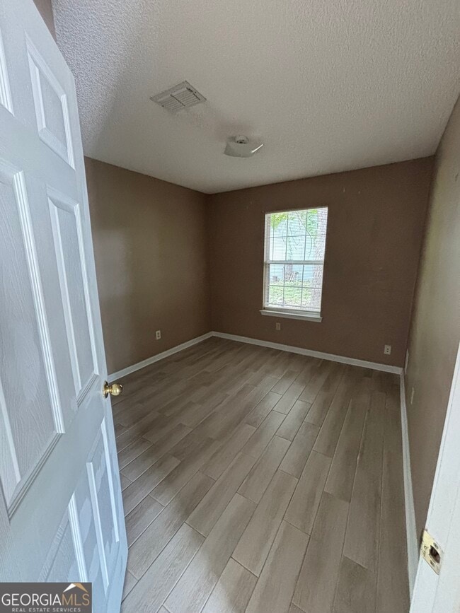 Building Photo - 183 Talbot Ct