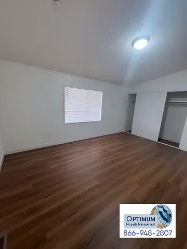 Building Photo - Fully Remodeled 3BD/2BA Home on Spacious Lot