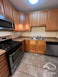 Building Photo - 7212 W Jackson Blvd