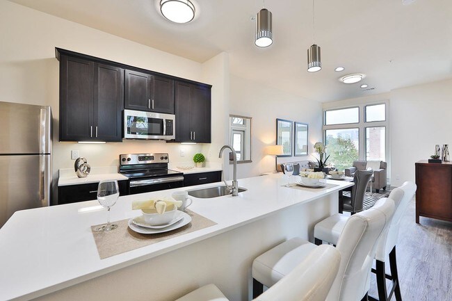 2727 brazos kitch - 2727 Brazos