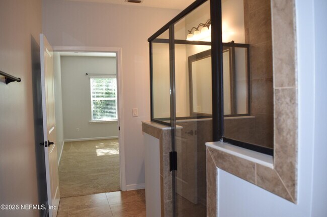 Building Photo - 247 Amistad Dr