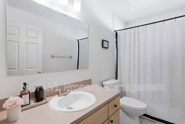 Building Photo - 8402 Matanzas Rd