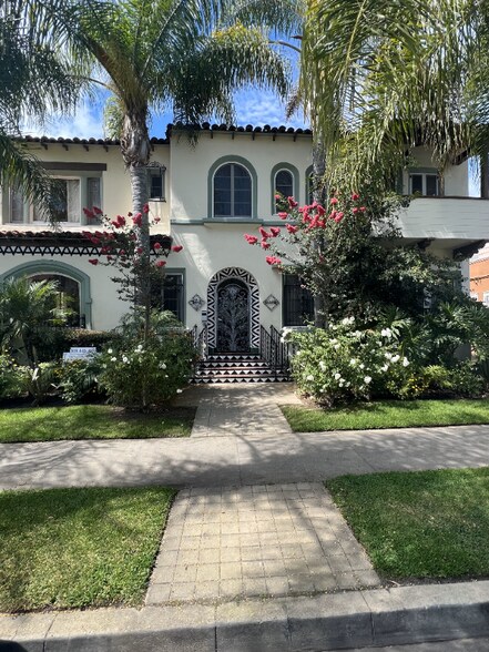 Primary Photo - 325 Cochran Ave