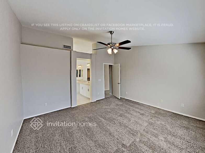 Building Photo - 1655 E Redfield Rd