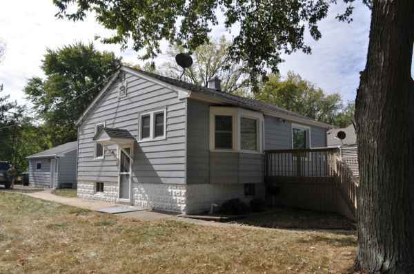 Building Photo - 26150 W Mallard Ave