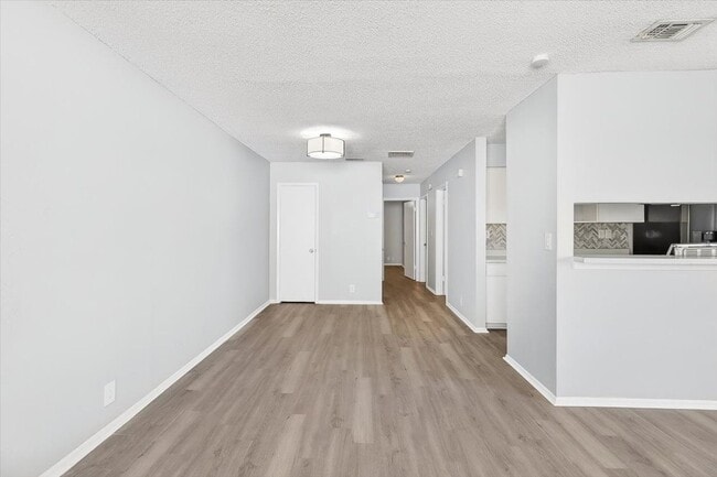 Building Photo - 6118 Hidden Cove