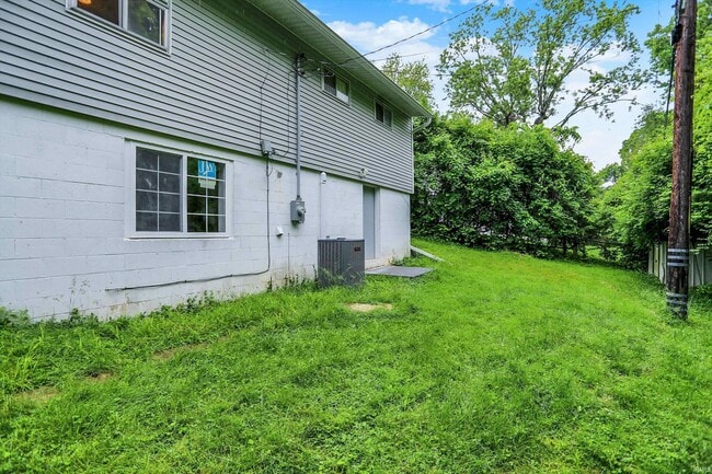 Building Photo - 2810 Limestone Dr