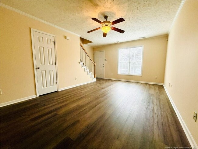 Building Photo - 3332 Kenmont Ln