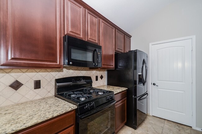 Building Photo - 2646 Leopard Ct