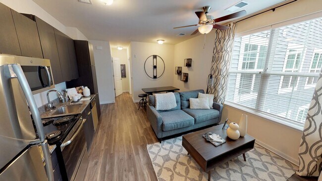 Building Photo - A0 | 1 Bed 1 Bath | 563 sf | $1500-$1770 |...