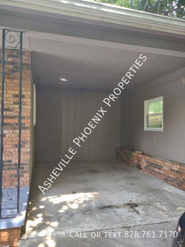 Building Photo - 509 Wilson Ave