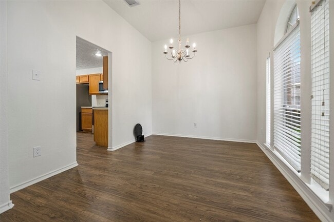 Building Photo - 18401 Sunrise Oaks Ct