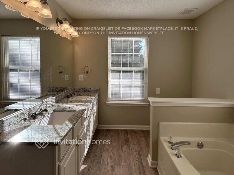 Building Photo - 163 Grandview Cir