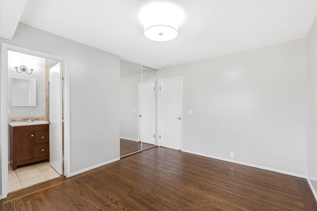 Building Photo - Spacious 4BR/3BA Home in Top-Rated School District!