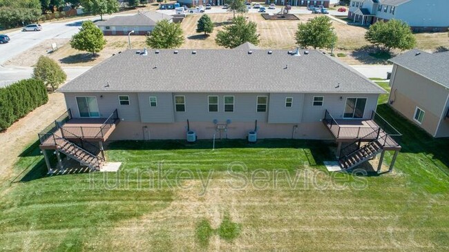 Building Photo - 1604 Barrington Pkwy