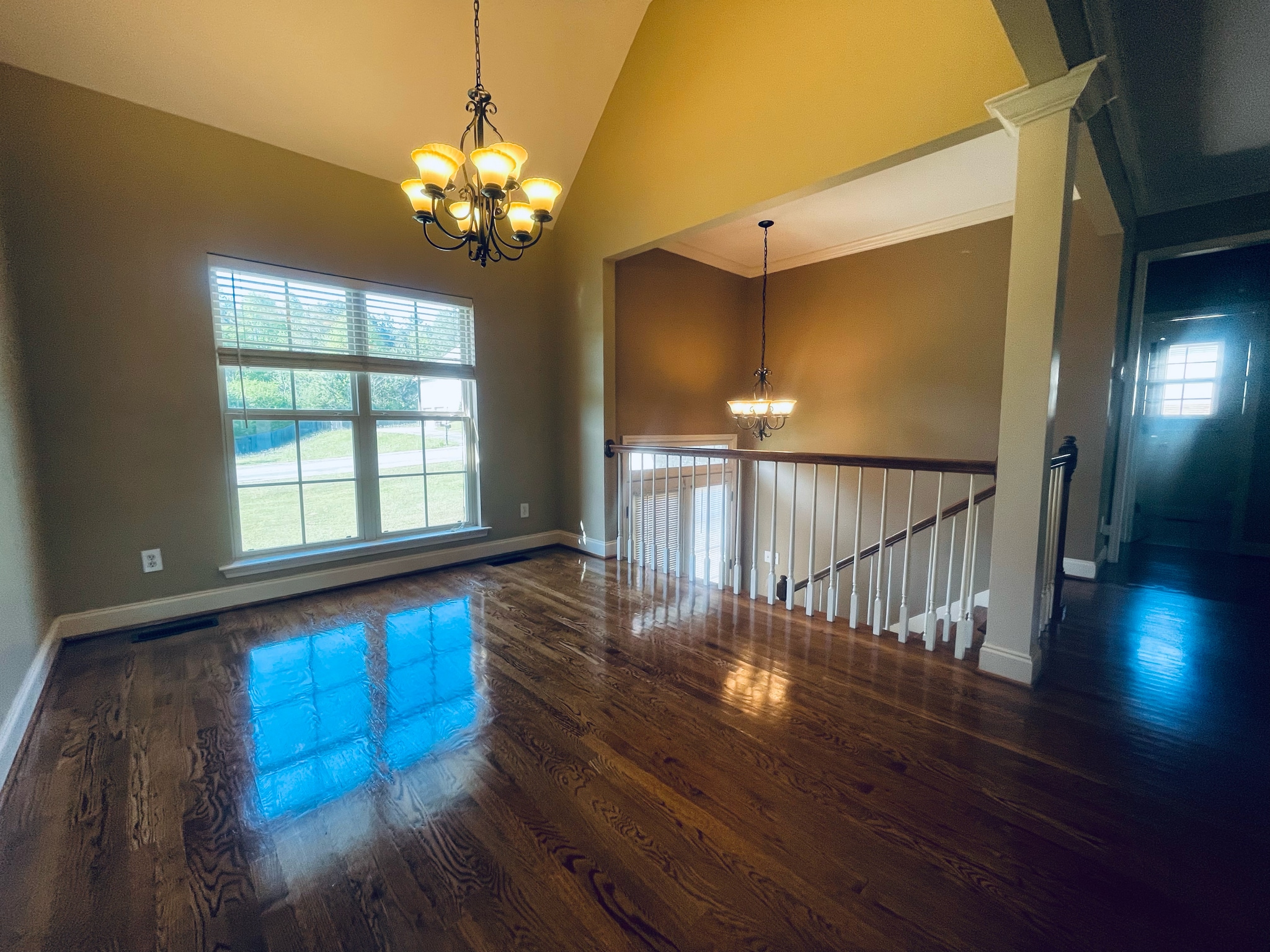 Building Photo - 770 Ridgefield Way