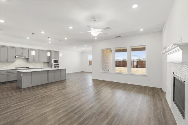 Building Photo - Beautiful Home in Melissa – Modern Living in a Growing Community