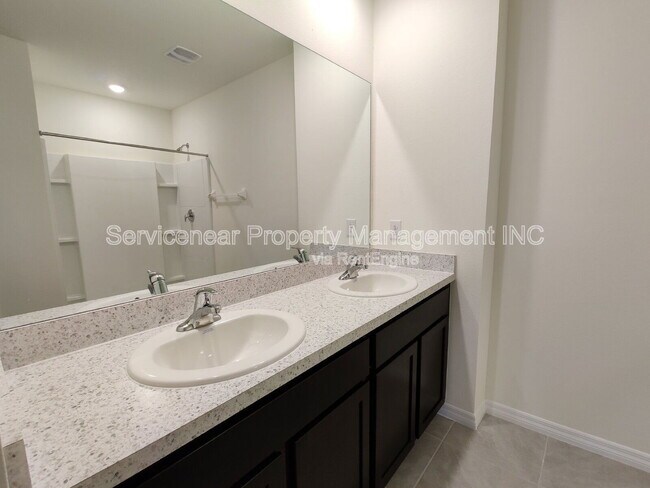 Building Photo - 32614 Canyonlands Dr