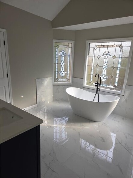 Building Photo - 470 Brackin Trace