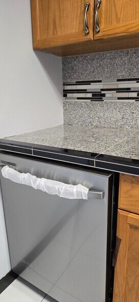 Building Photo - 4819 Middletowne St