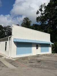 Building Photo - 55 Main St