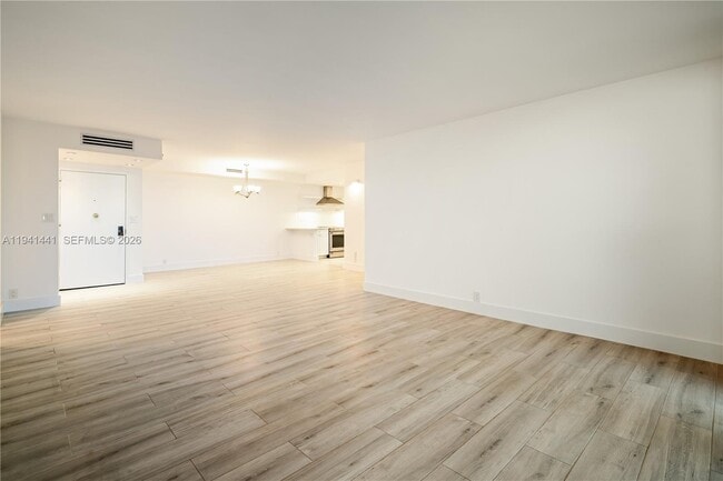 Building Photo - 1111 Crandon Blvd