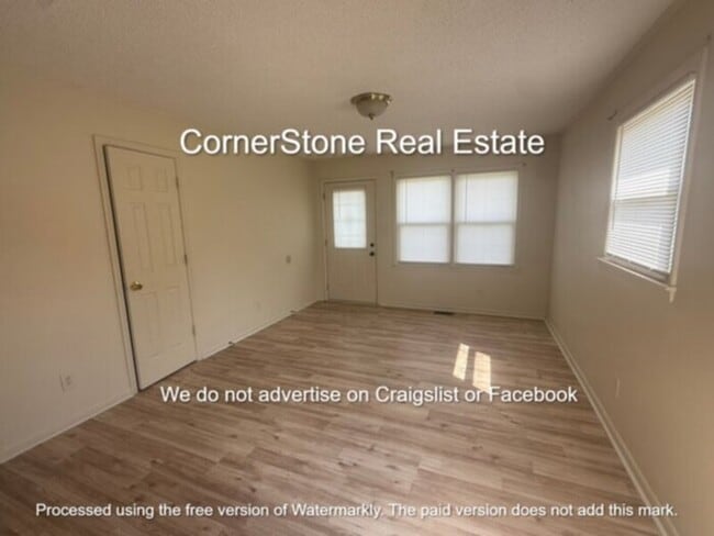 Building Photo - 4613 Cumberland Rd