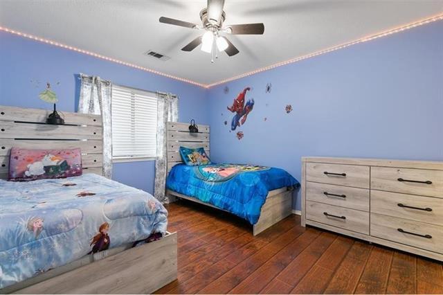 Building Photo - 2031 Towngate Dr