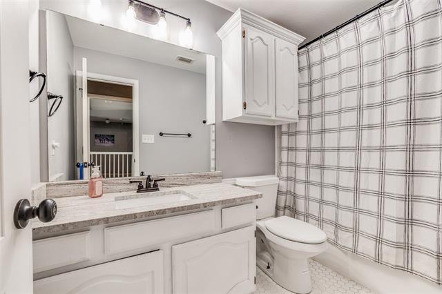 Building Photo - 3509 Druid Way