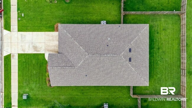 Building Photo - 14615 Dayton Cir