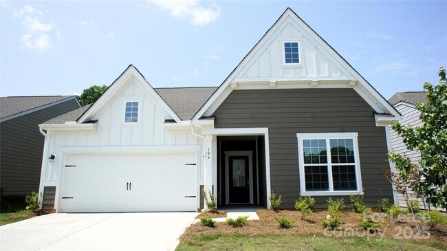 Building Photo - 106 White Apple Wy