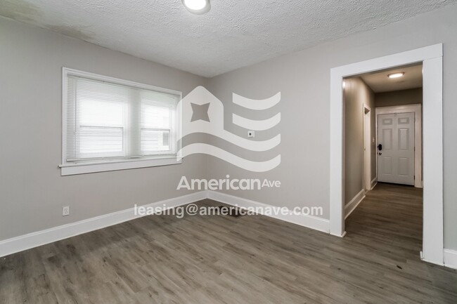 Building Photo - 725 N Bosart Ave