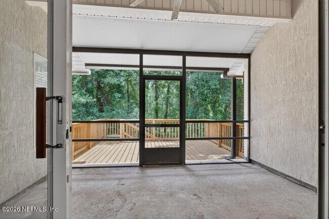 Building Photo - 1634 Majestic View Ln