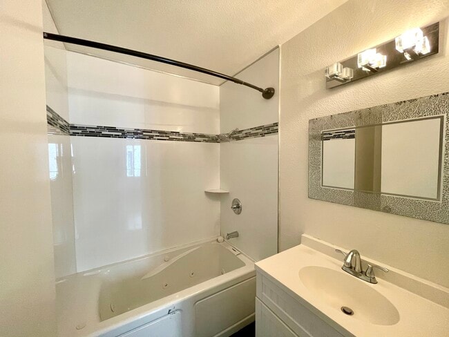 Building Photo - 12943 Homestead Pl