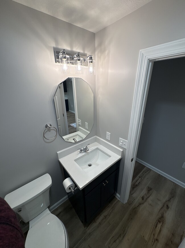 Building Photo - Kistler Place