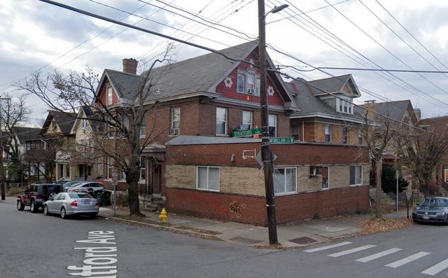 Building Photo - 301 W McMillan St